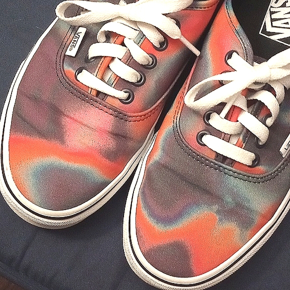 Like New! Vans Infrared Tie Dye Size 8.5 Mens 10 Women Red Blue Orange Pink - Picture 2 of 5